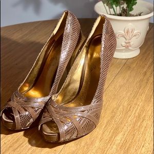 Brown Charles David Heels